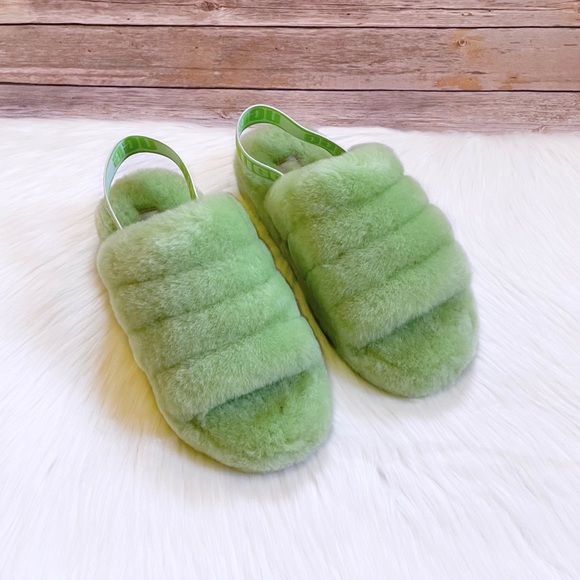 UGG Fluff Yeah Slide Sheepskin Slipper Sandals - Picture 4 of 7